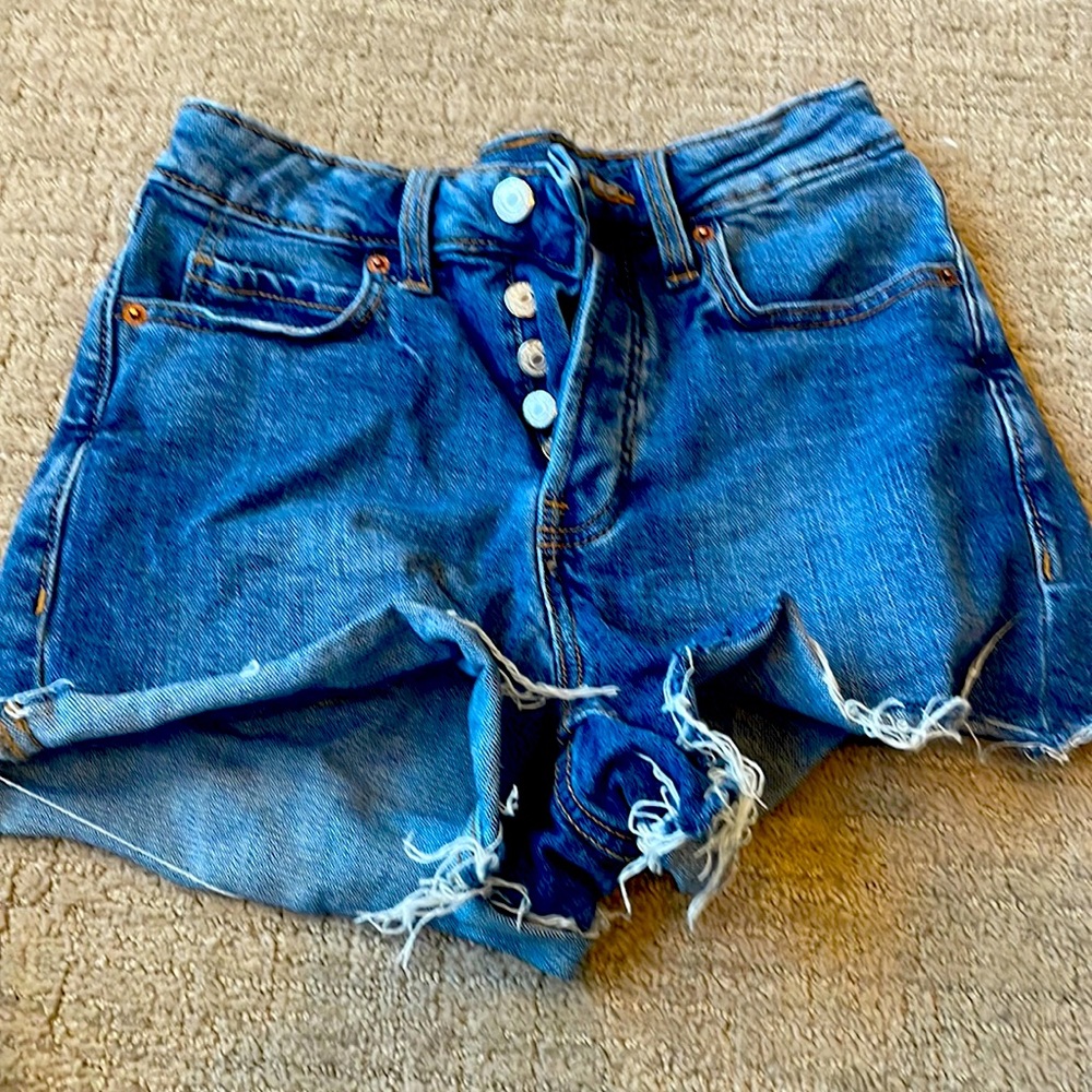 Woman’s Jean shorts